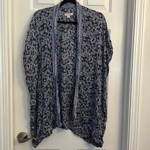 Loft navy pink floral kimono XS/S